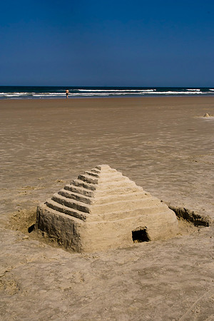 Sand Pyramid